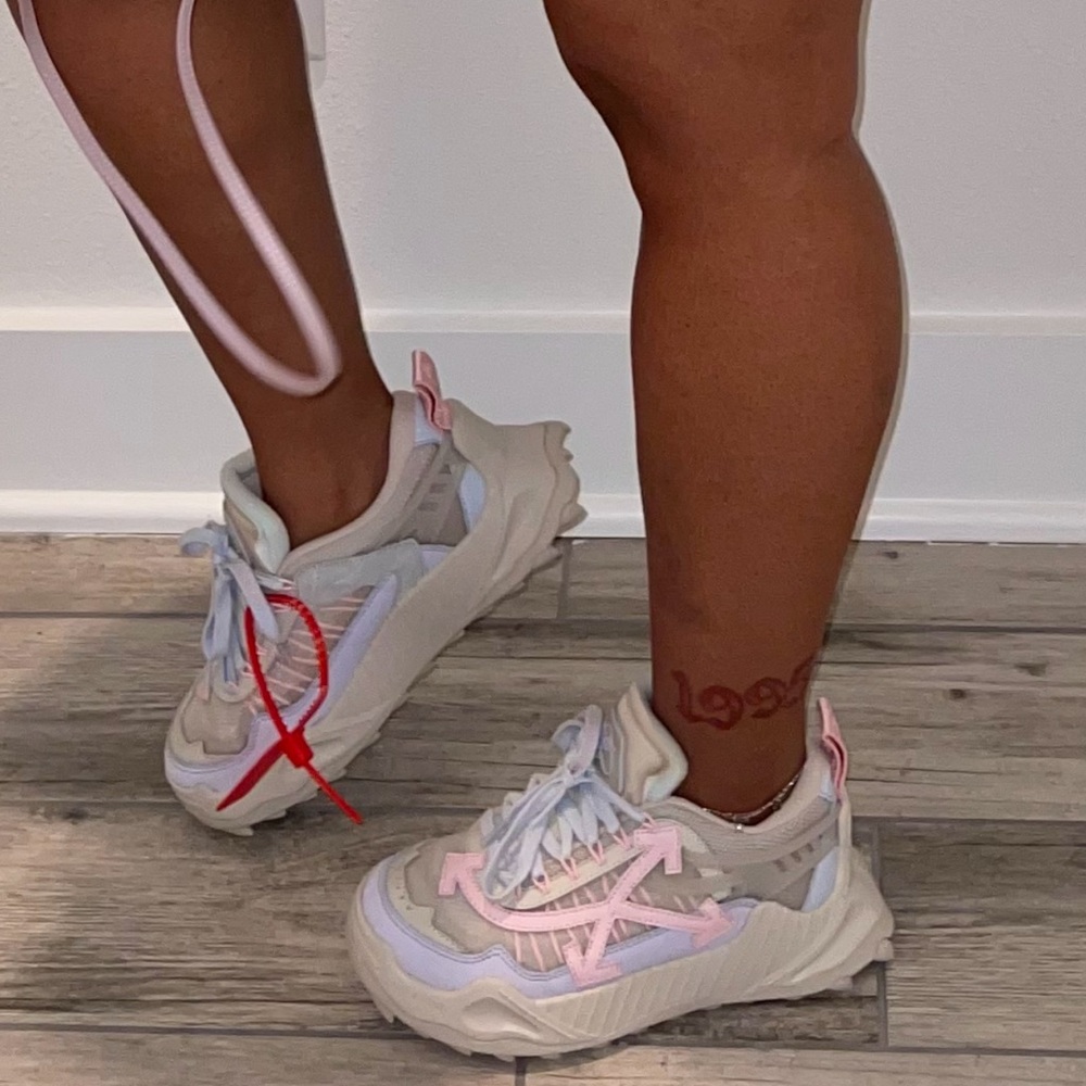 Off White Sneaker 37